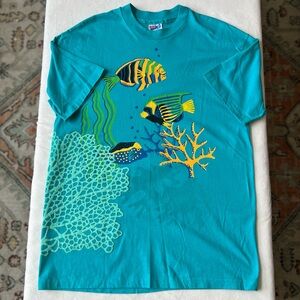 Vintage 90s single Stitch Ocean Fish Graphic Tee
